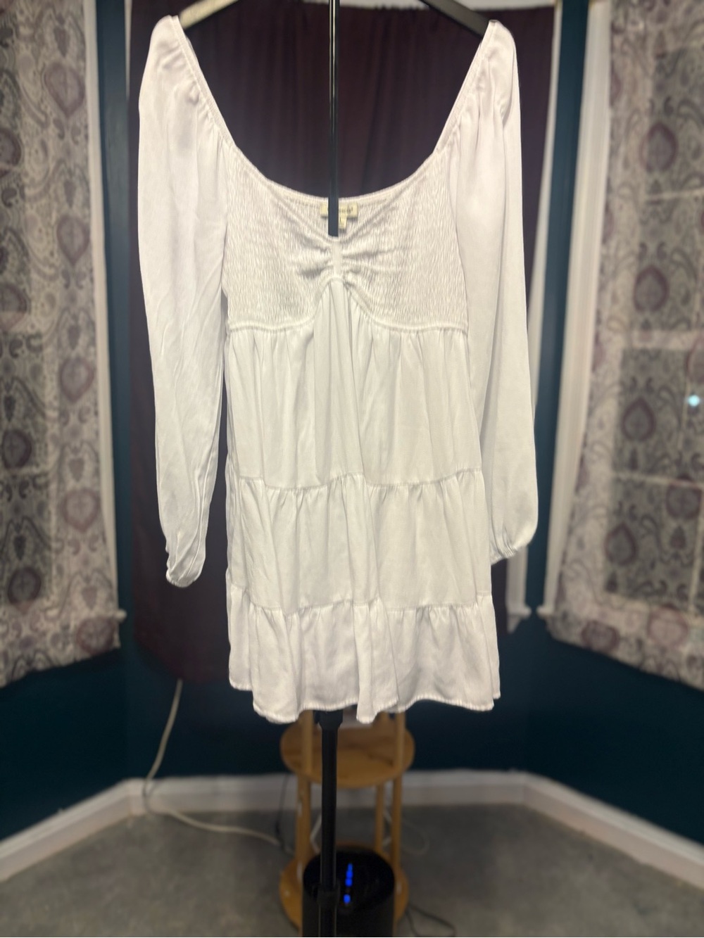 Francesca's Collections White Tiered Long-Sleeve Peasant Dress